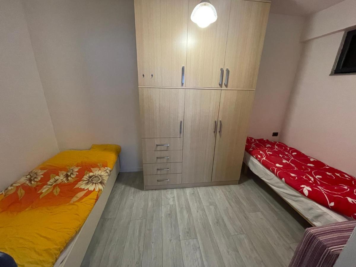 Lacasa-21 Dhjetori Тирана Екстер'єр фото